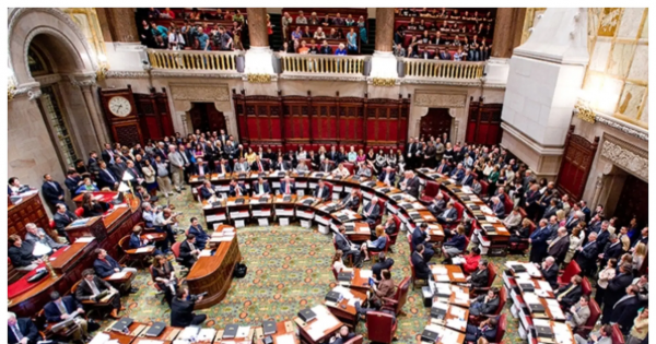 न्यूयॉर्क सीनेट में भारतीय संविधान के 75वें वर्षगांठ का सम्मान, पारित हुआ प्रस्ताव 