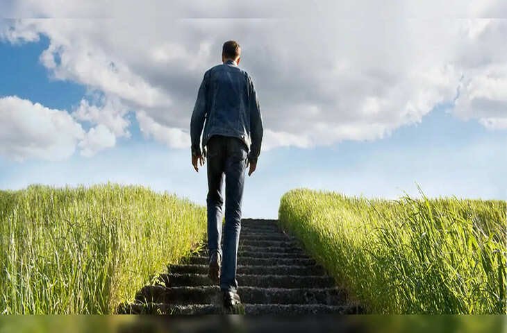 सफलता की राह में नकारात्मक सोच और लोगों से दूरी क्यों है बेहद जरूरी, वायरल फुटेज में जानिए मानसिक ताकत बढ़ाने का विज्ञान