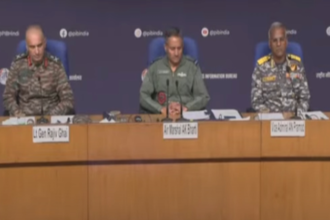 जरूरत पड़ने पर अपने अगले मिशन के लिए तैयार.. पाकिस्तान को भारतीय सेना की सख्त चेतावनी, कहा- भय बिन होय न प्रीत