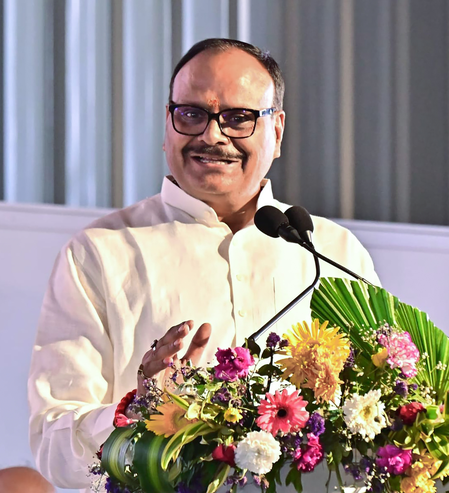 रामगोपाल यादव के बयान पर घमासान: विंग कमांडर व्योमिका सिंह पर की गई टिप्पणी की चौतरफा निंदा, डिप्टी सीएम ने मांगा अखिलेश से जवाब