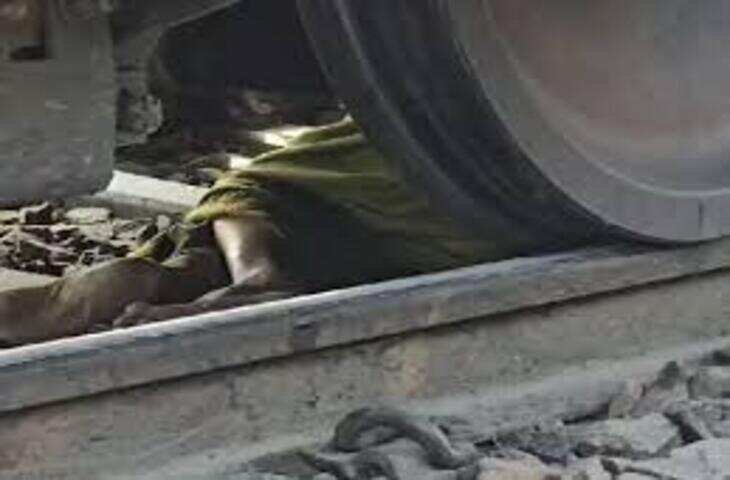 बाड़मेर में चलती ट्रेन से गिरी युवती की मौत, वीडियो में जानें मां-भाई के साथ ननिहाल जा रही थी