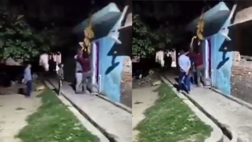 पत्नी को छत से उल्टा लटकाया, शराब के नशे में पीटता रहा, वीडियो में देखें पति की क्रूरता