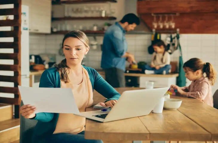 पति की कमाई से नहीं चल रहा घर? तो इस वीडियो में महिलाए जाने 5 हजार में शुरू होने वाले 5 धांसू बिज़नेस आइडियाज 