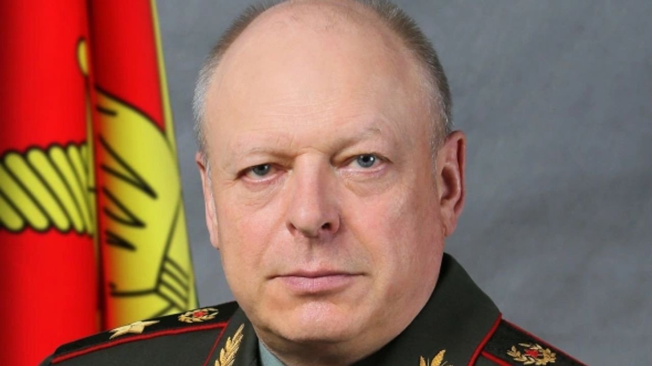 यूक्रेन से युद्ध के बीच पुतिन ने थल सेना के शीर्ष कमांडर को पद से हटाया, दी महत्वपूर्ण जिम्मेदारी