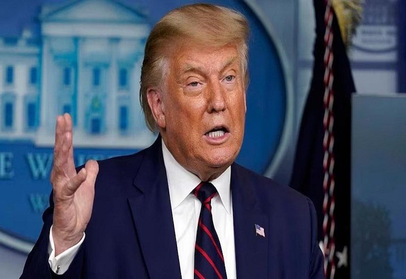 भारत में नहीं बनेगा एप्‍पल प्रोडक्‍ट्स? राष्‍ट्रपति ट्रंप ने लगाई रोक, जानिए Apple के सीईओ से क्या कहा....