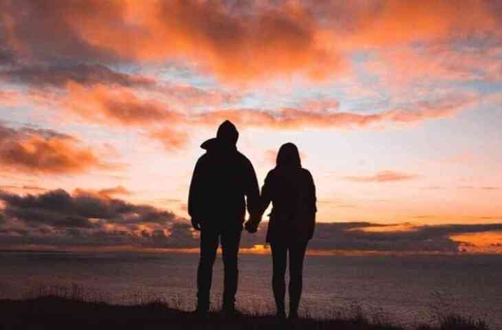 जब बिना कहे भी समझा जाता है दिल का हर जज़्बात, 3 मिनट के शानदार वीडियो में जानिए कैसा होता है सच्चे प्रेम का एहसास ? 