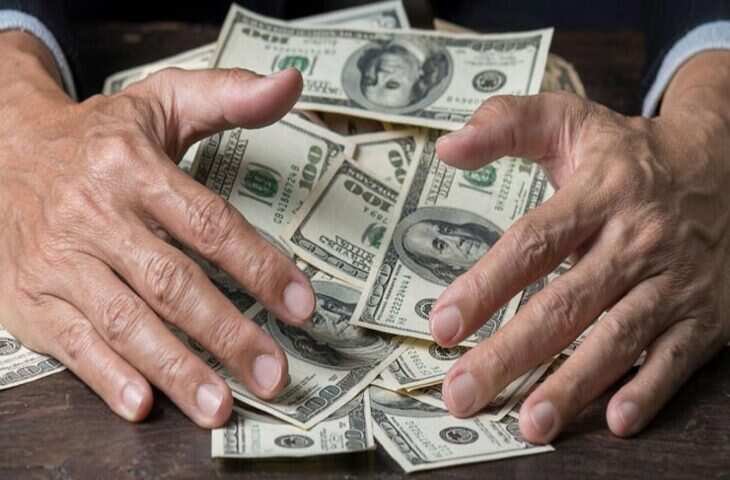 क्या धन-दौलत और रुतबे का होना ही है सफलता ? 3 मिनट के शानदार वीडियो में देखे सक्सेस का सही अर्थ 