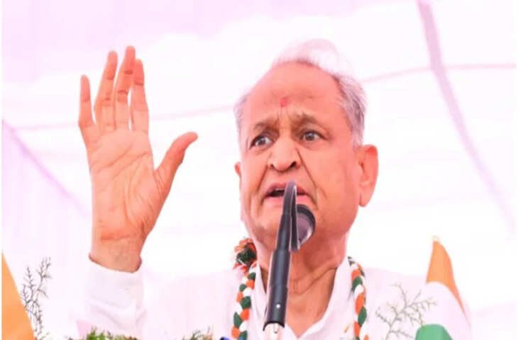 बीकानेर पहुंचे अशोक गहलोत ने मोदी सरकार पर लगाए बडे आरोप, पूछा- 26 लोगों की मौत का जिम्मेदार कौन?