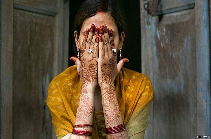 इन 10 आदतों की वजह से लड़कियों को नहीं भाते लड़के, वीडियो में जाने शादी के नाम से क्यों कतराती है महिलाएं ?