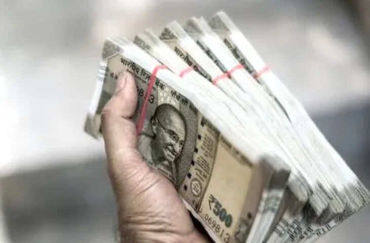 अगर आपको भी कम समय में बनना है करोड़पति तो इस योजना में आज ही करें निवेश, खुद सरकार दे रही है गारंटी