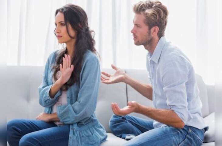 रिलेशनशिप में लड़के की ये सामान्य गलतियां! जो लड़कियों को इम्प्रेस करने के चक्कर में रिश्तों कर देती है कमजोर, वीडियो में जाने और करे सुधार 