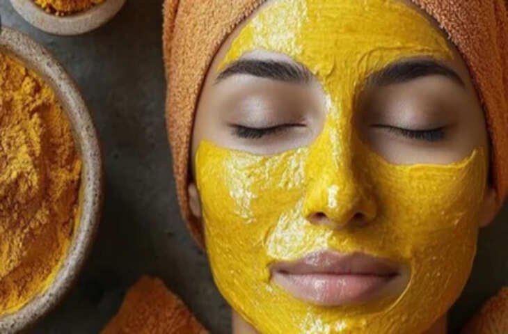 Skin Care Tips: चेहरे पर बेसन लगाने से मिलते हैं चमत्कारी फायदे! पाएं ग्लोइंग स्किन, जानें उपयोग और सावधानियां