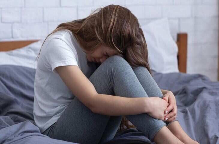 क्या आप भी महसूस करते हैं अंदर से खालीपन? समझिए Dopamine Burnout क्या होता है और कैसे करता है दिमाग को प्रभावित