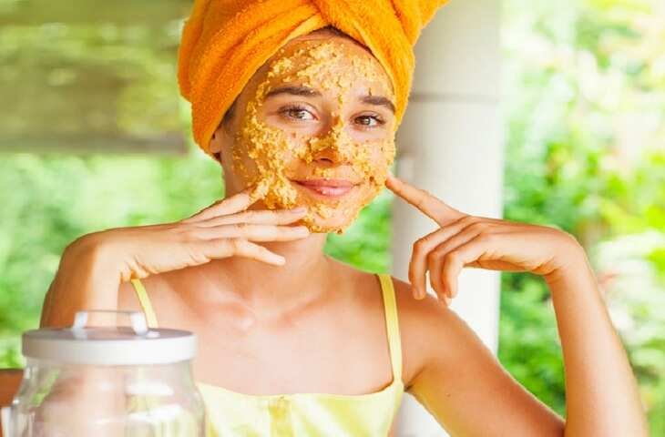 10 मिनट में गायब होगी चेहरे की ड्राईनेस! घर पर तैयार करें यह जादुई मॉइस्चराइजिंग पैक, दमक उठेगी स्किन